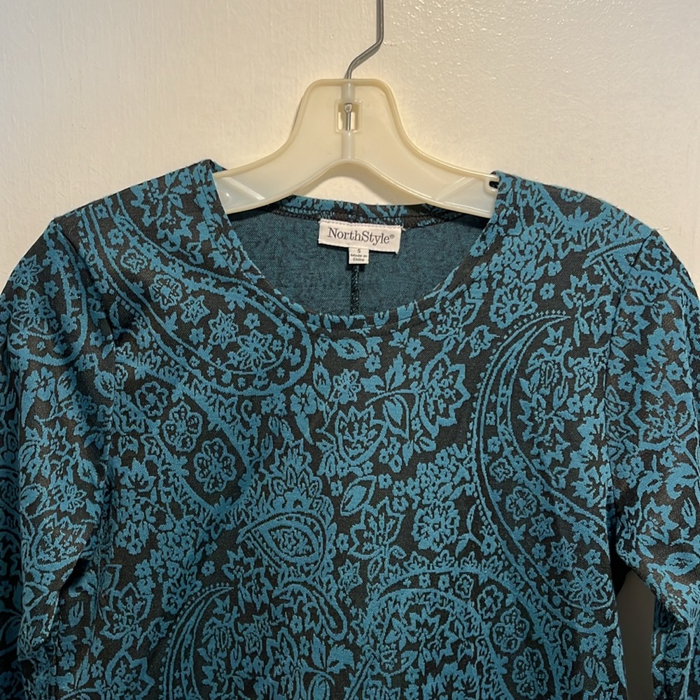 NorthStyle Top - Picture 2 of 12